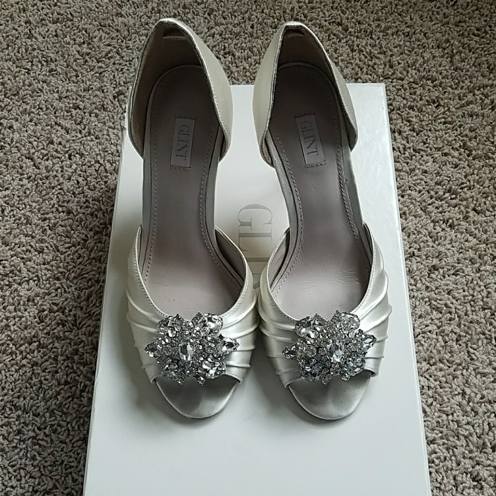 Glint wedding shoes size 6